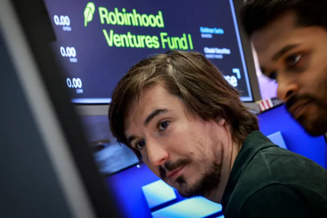 Robinhood का वेंचर फंड पहले ही दिन 11% गिरा