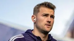 डी लिग्ट की वापसी पर अनिश्चितता, कोच कैरिक ने बताया मुश्किल समय