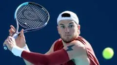 मियामी ओपन से जैक ड्रैपर बाहर, केटी बोल्टर अगले दौर में