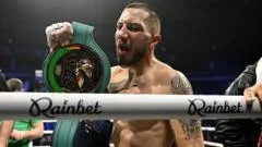 बेल्फ़ास्ट में केविन वॉल्श ने माइकल कॉनलन को हराकर चौंकाया