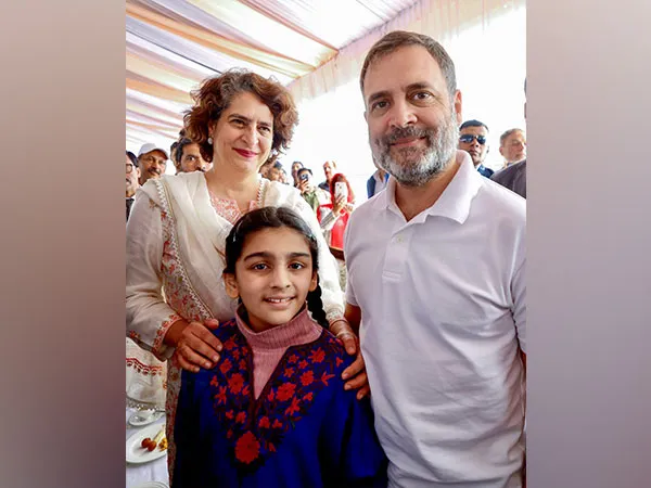 प्रियंका गांधी वायनाड की ज़रूरतों के लिए समर्पित रहेंगी: राहुल गांधी