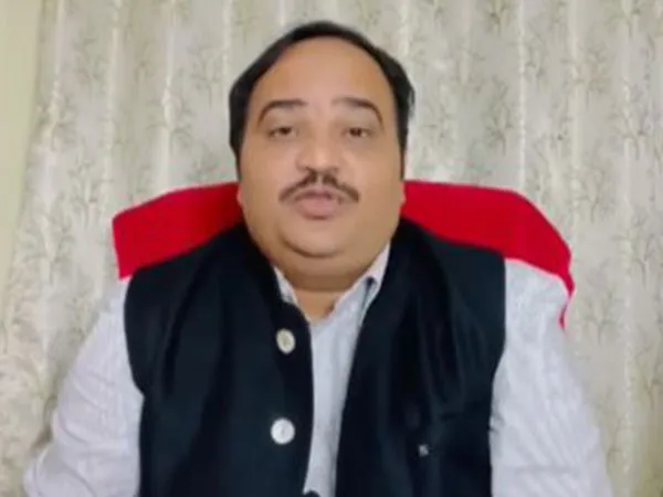 मिलिंद देवड़ा के पास दिखाने को कोई काम नहीं: शिवसेना (UBT) प्रवक्ता आनंद दुबे