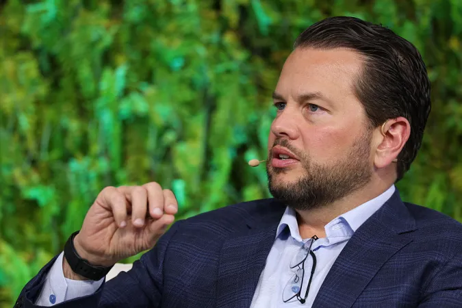 16 साल से कम उम्र के बच्चों के लिए सोशल मीडिया पर लगे बैन: Pinterest के CEO