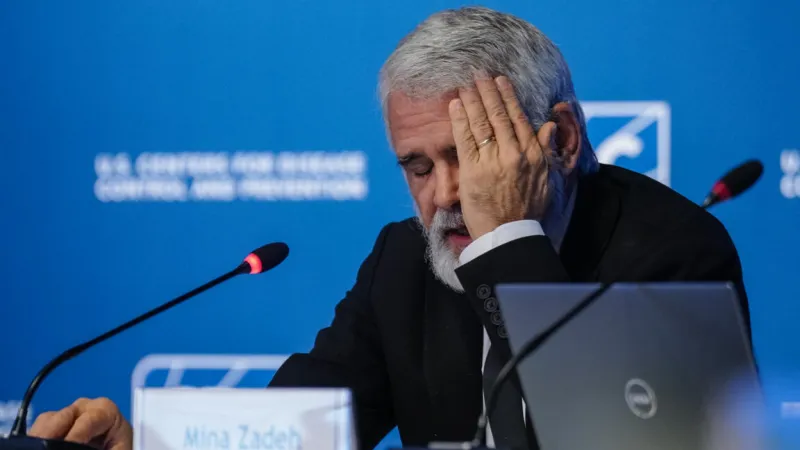 क्या CDC के वैक्सीन सलाहकार पैनल को फिर से बदला जाएगा? अटकलें तेज