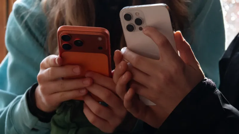 लाखों iPhones हैक होने का खतरा, नया टूल आया सामने