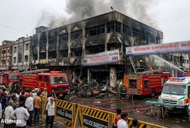 सूरत: कापोद्रा में गैस सिलेंडर विस्फोट, 2 की मौत, कई घायल